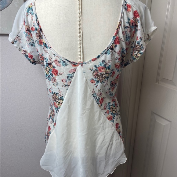 Bella D summer floral blouse - Picture 1 of 8